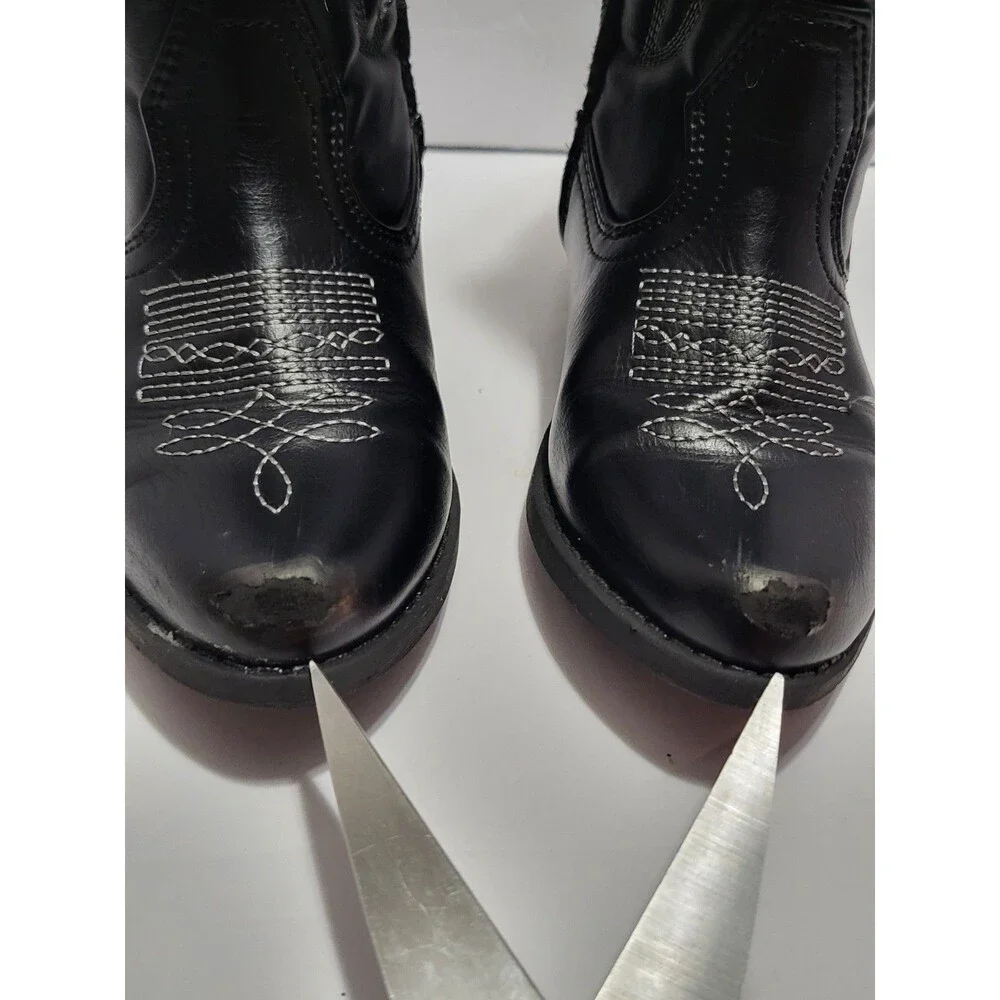 Kids Black Cowboy Boots And White – Size 13